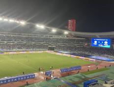 强强对話(huà)，“宁徐”1∶1握手言(yán)和