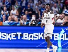 88-83！德国夺冠！施罗德摘得欧锦赛MVP！奇兵拿下总决赛MVP！