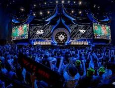 英雄联盟(méng)又要“涼(liáng)”了？游戏史上最(zuì)成功(gōng)的电竞比赛是怎样炼成的？