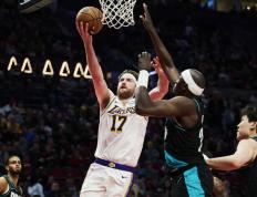 湖人队场均11分，排名全队第五！蒂米表现神似里夫斯，雷迪克成关键X因素