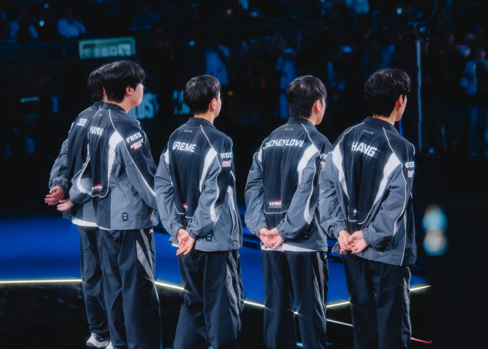 LOL战队全球实力榜(bǎng)更新(xīn)：LCK包揽前四，TES升至(zhì)第六！