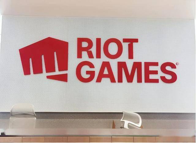 英雄联盟(méng)又要“涼(liáng)”了？游戏史上最(zuì)成功(gōng)的电竞比赛是怎样炼成的？