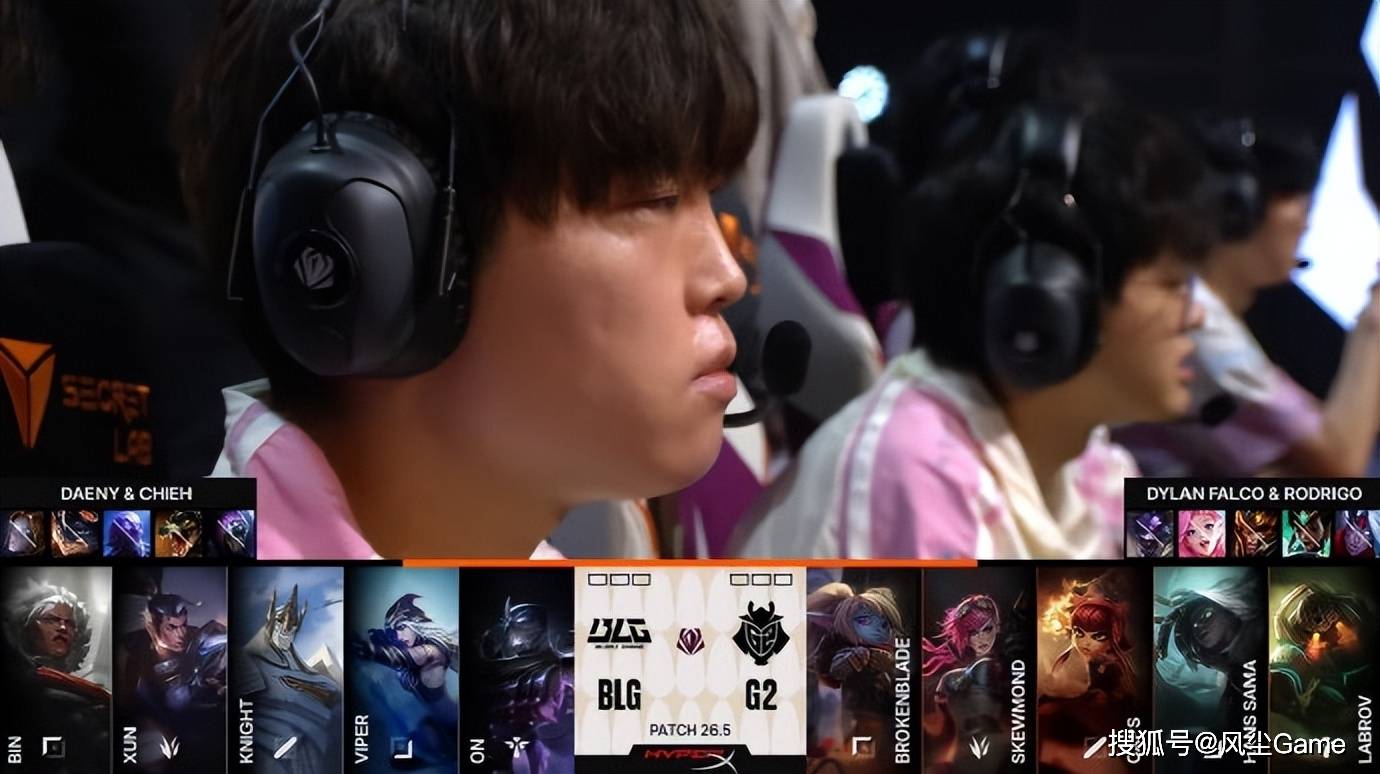 LOL先锋赛最惨选手诞生！连续3局1V9输比赛，观众集体打出满分